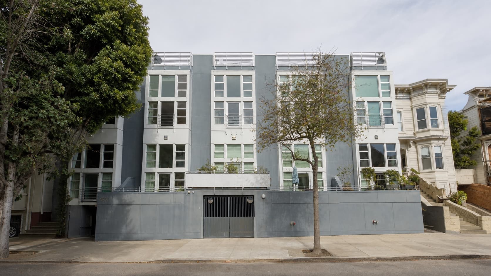 Construction on a San Francisco apartment building in the Western Addition